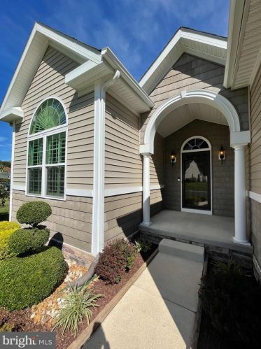 33575 Herring View Dr, Lewes, DE 19958-5437