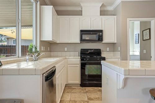 2618 Novi Dr, Riverbank CA  95367-9575 exterior