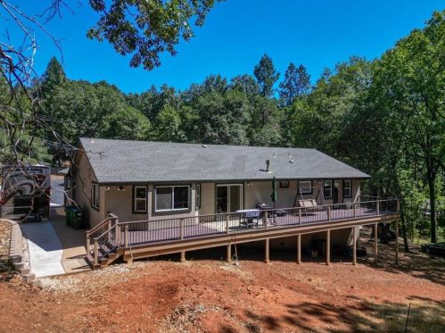 10790 Alta Sierra Dr, Grass Valley CA  95949-6842 exterior