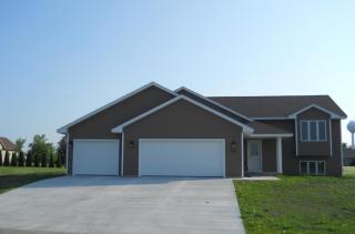 808 Rose Dr, Geneva, MN 56026-1048