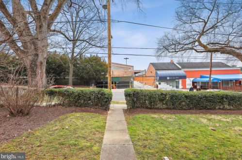 4815 Yuma St, Washington, DC 20016-2061
