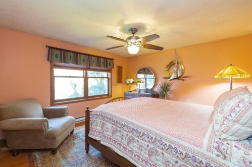 13 Stebbins Rd, Monson MA  01057-9407 exterior