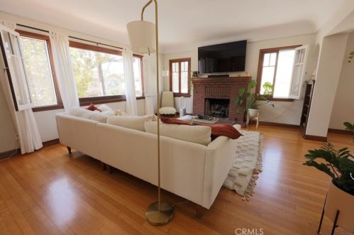 280 Orizaba Ave, Long Beach CA 90814-2453 exterior