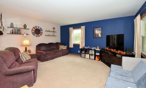 10120 Norwich Ave, Milwaukee WI 53228-2020 exterior