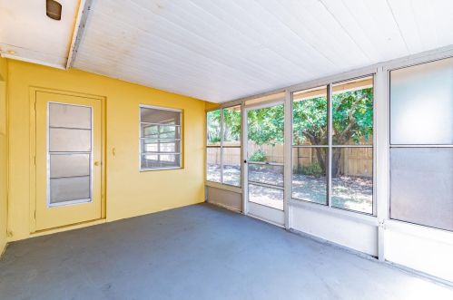 6651 Cradle Ct, New Port Richey FL  34653-3403 exterior