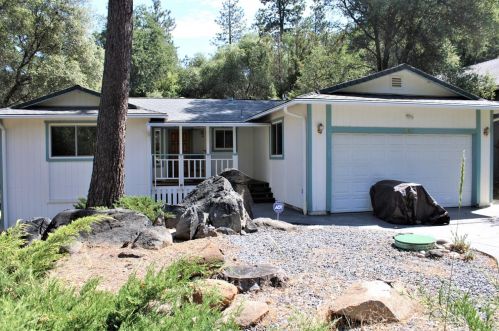 12665 Roadrunner Dr, Lake Wildwood, CA 95946-9664