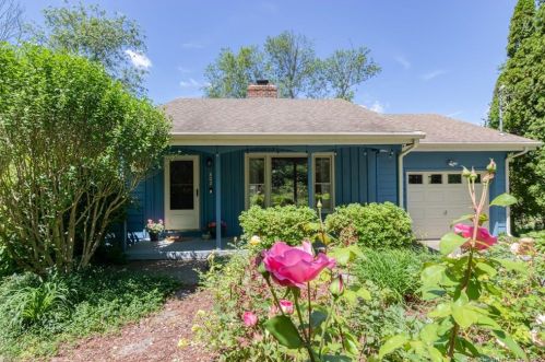 802 Vauxhall Street Ext, Waterford, CT 06385-4150
