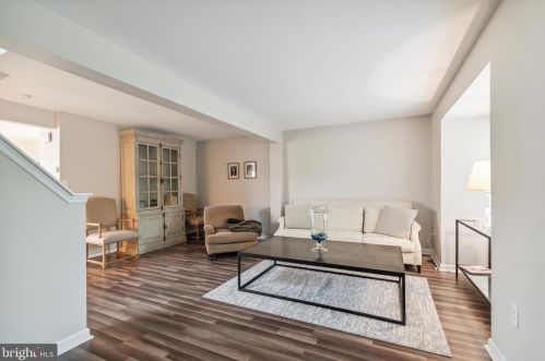 37 Dare Ln, Pottstown PA  19465-6601 exterior