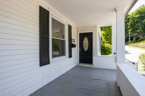 534 Coe St, Woonsocket, RI 02895-6269
