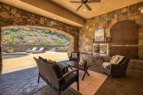 2940 Capetanios Dr, Folsom CA  95762-4601 exterior