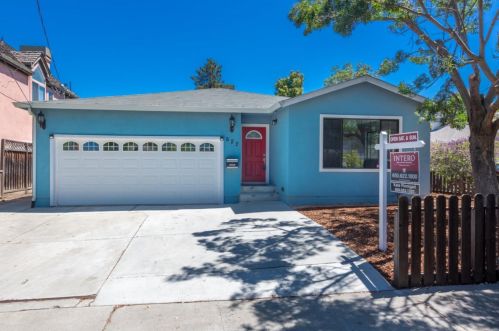 622 Flynn Ave, Redwood City, CA 94063-2956