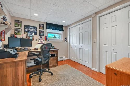 9 New Castle Dr, Washingtonville NY  10992-1735 exterior