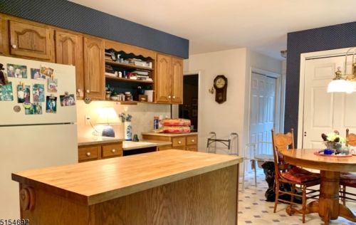 97 Bald Eagle Rd, Hackettstown NJ  07840-2824 exterior