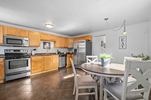 222 Ulysses St, Pittsburgh PA  15211-1546 exterior