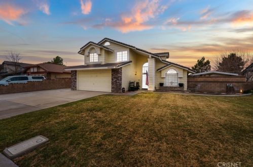 44047 Colony Ct, Lancaster, CA 93536-6226