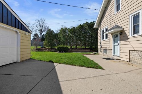 1300 97, Milwaukee WI 53214-2627 exterior