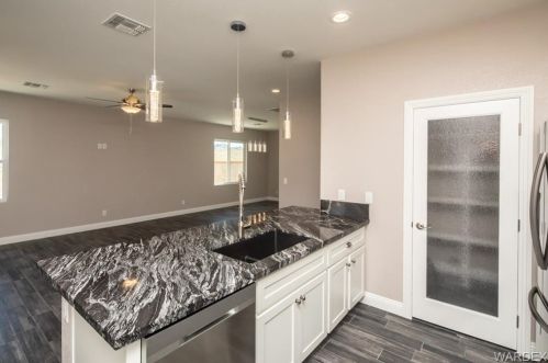 3284 Secret Pass Cyn Dr, Bullhead City AZ exterior