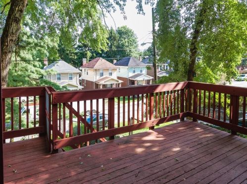 602 Danbury St, Pittsburgh, PA 15214-3002