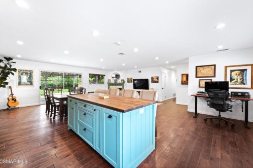 3360 Big Spg Ave, Simi Valley CA 93063-1316 exterior