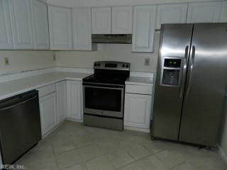 38 Colonial Way, Chesapeake VA  23325-4701 exterior