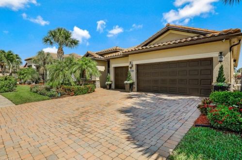 3830 Treasure Cove Cir, Naples, FL 34114-3954