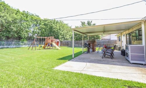 5824 Sea Breeze Ln, Fort Worth TX  76135-2068 exterior