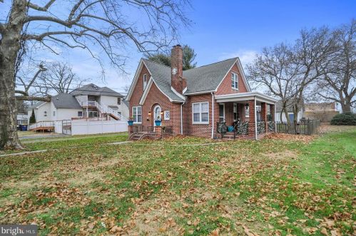 221 Bayard Ave, Dover, DE 19901-3706