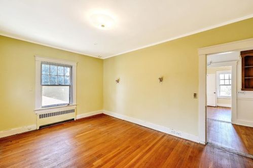 310 Elmgrove Ave, Providence RI  02906-4252 exterior