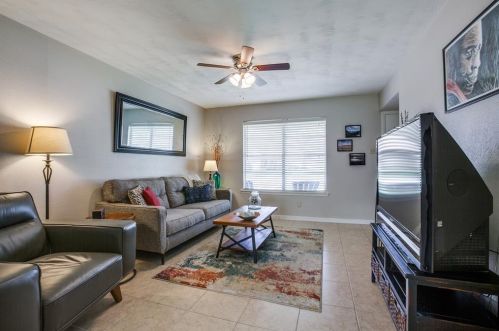 615 Cambridge Dr, Richardson, TX 75080-3324