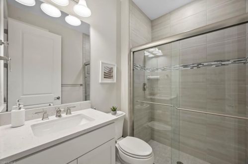 2727 Aviamar Cir, Naples FL 34114-9756 exterior