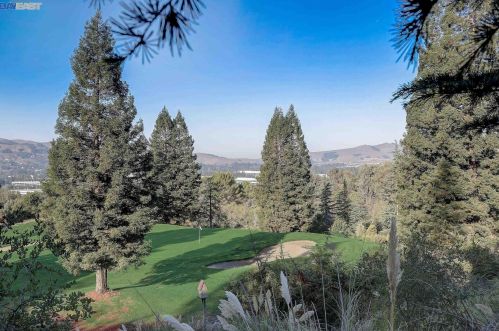 184 Copper Ridge Rd, San Ramon CA  94582-4575 exterior
