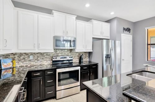 1854 Altavista Cir, Lakeland FL  33810-2795 exterior