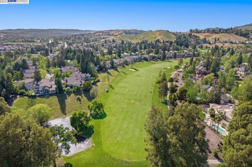 133 Kingswood Cir, Danville CA  94506-6051 exterior