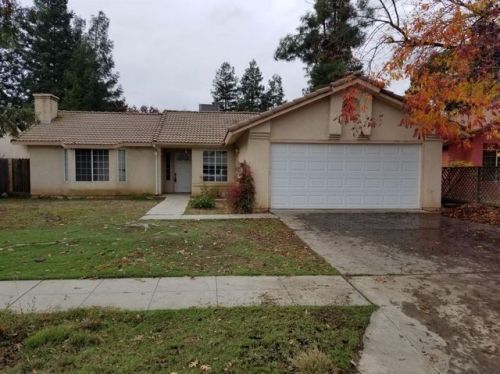 6391 Cornelia Ave, Fresno, CA 93706-9421