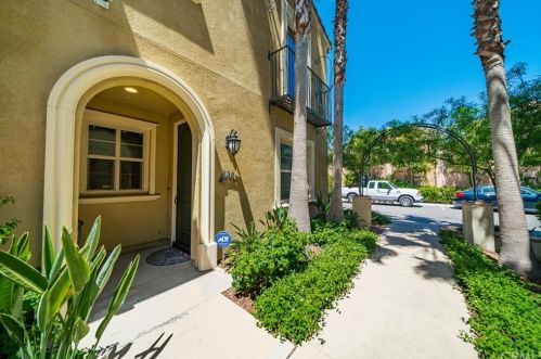 530 Casita St, Anaheim, CA 92805-4748