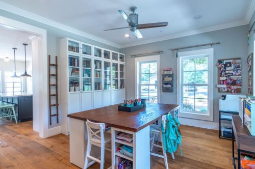 10555 Watsonville Rd, Gilroy CA  95020-9433 exterior