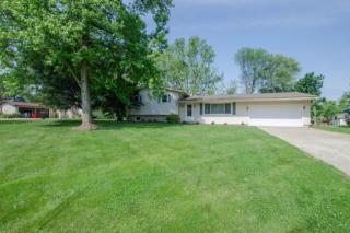 516 Knoll Dr, Granville, OH 43023-9657