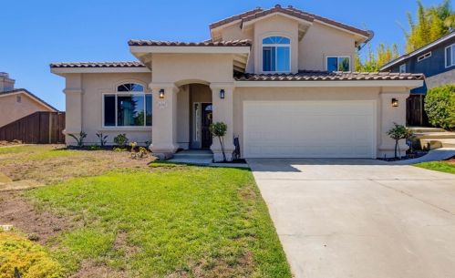 234 Lyon Cir, Vista, CA 92083-5916