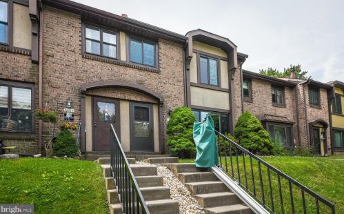 3469 Gate Pl, Southampton, PA 18966-2905