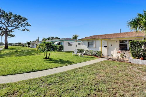 591 Silver Beach Rd, West Palm Beach, FL 33403-3326