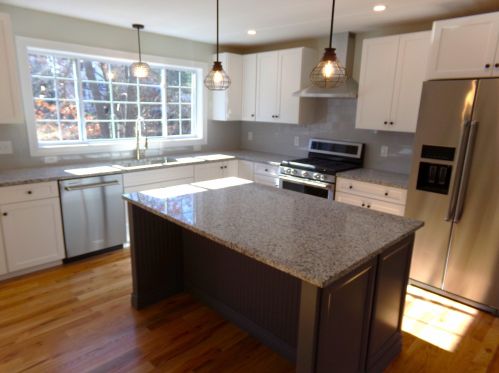 34 Tibbetts Rd, Fremont NH  03044-3573 exterior