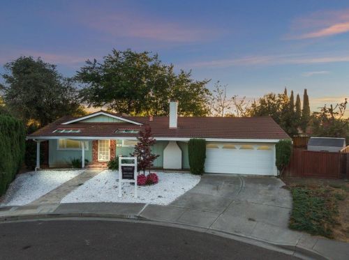 4380 Dorman Ct, Pleasanton, CA 94588-3838