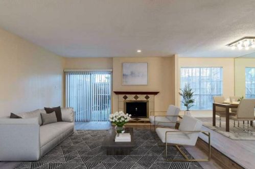 9326 Emberglow Ln, Dallas TX  75243-3246 exterior