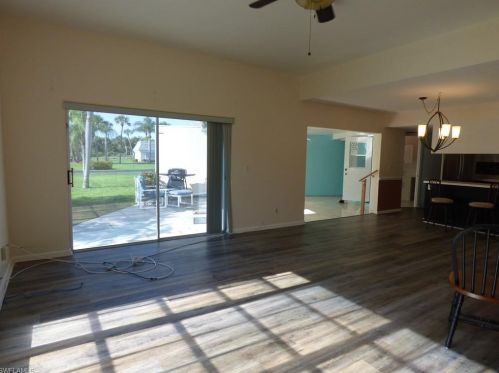 2 Plz Ct, Lehigh Acres FL exterior