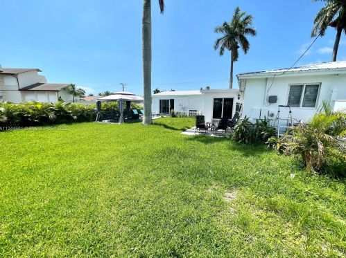 325 4 Ave, Dania Beach FL  33004-2723 exterior