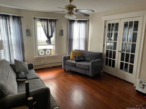 65 Roberts St, New Britain CT  06051-3415 exterior