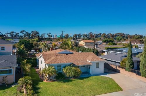 13417 Ocean Gate Ave, Hawthorne CA  90250-5611 exterior