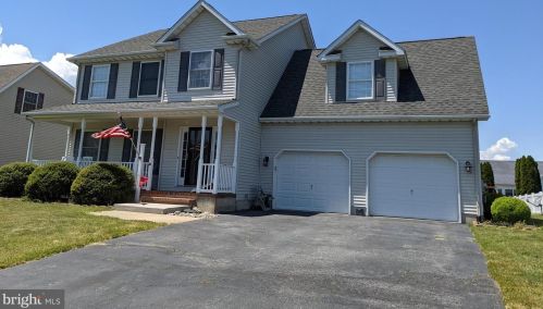 57 Church Creek Dr, Magnolia, DE 19962-2220