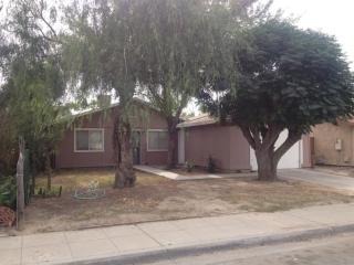 13601 2nd St, Parlier CA  93648-2705 exterior