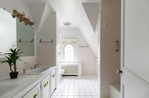 15 Loockerman Ave, Poughkeepsie NY 12601-5026 exterior